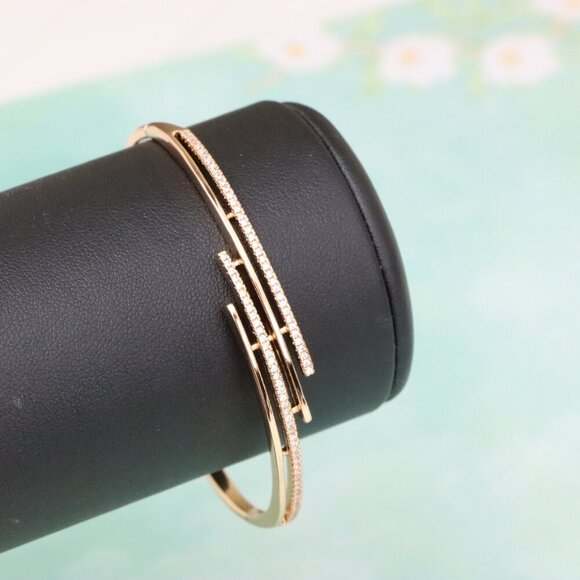 Elegant Rose Gold Bangle with Dual Layered CZ Bar Design, XPBL0594 - Picture 6 of 12